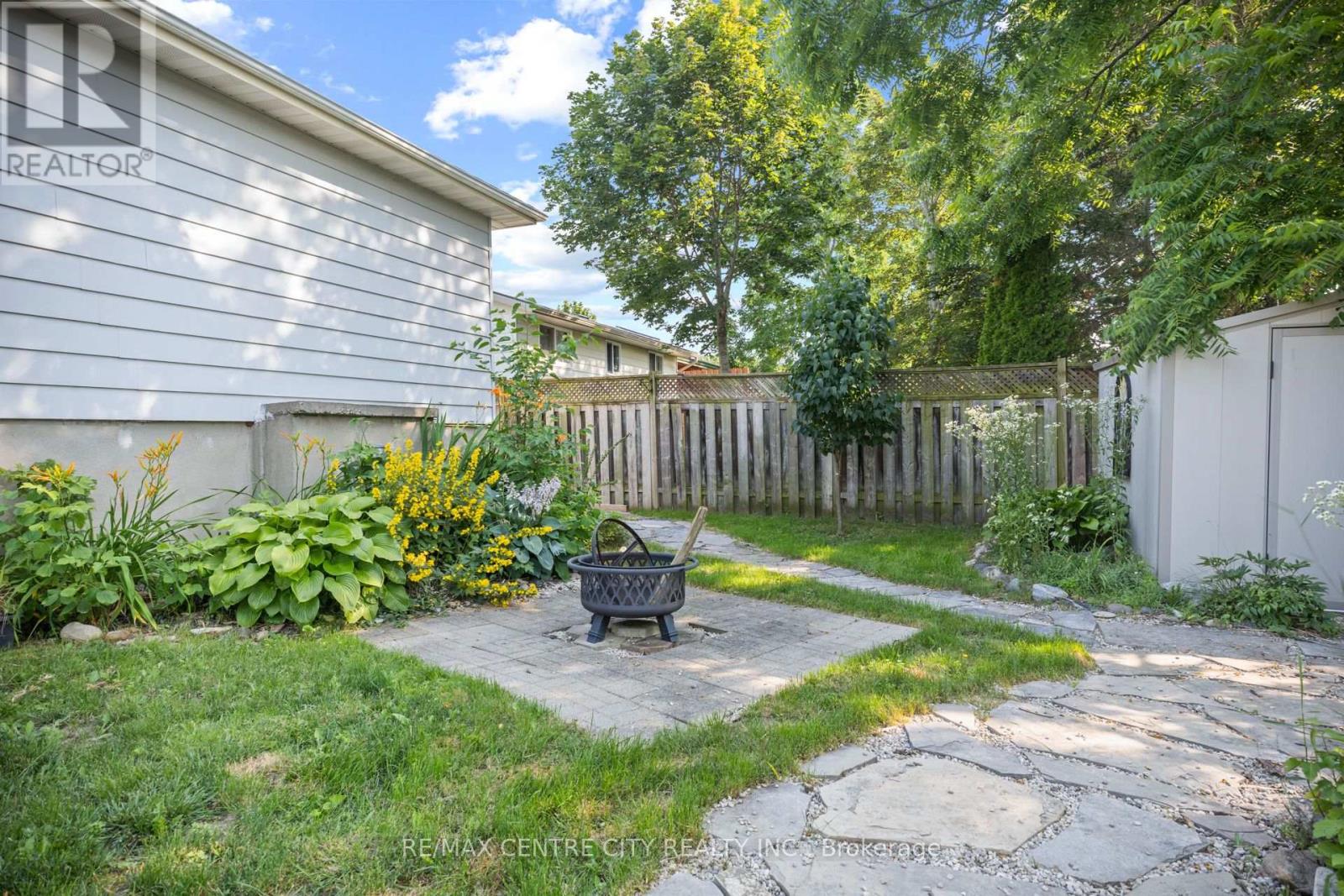 684 MACYOUNG DRIVE - Image 29