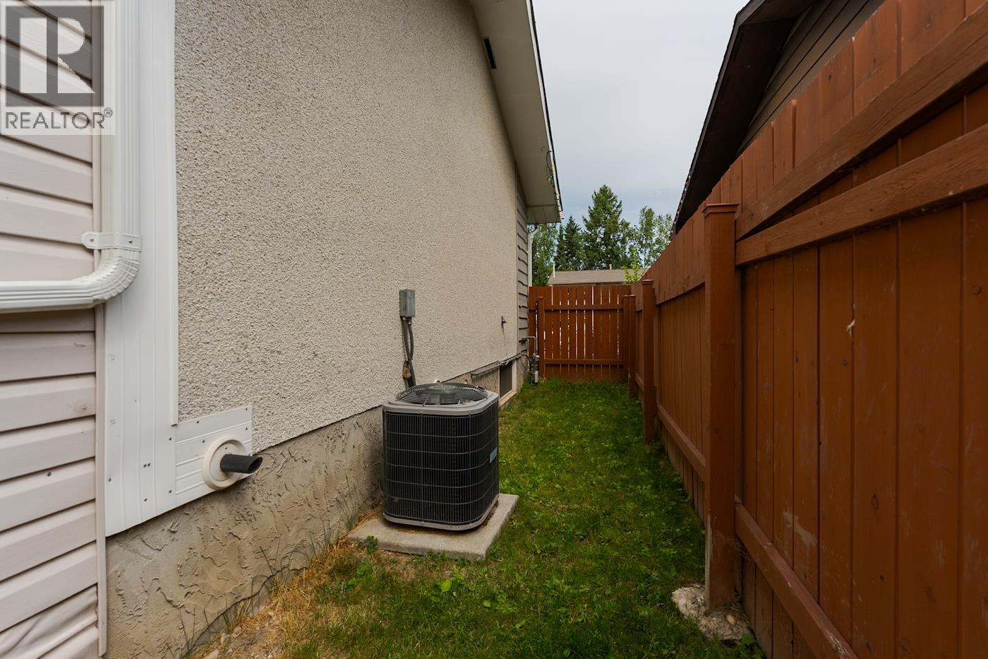 Photo 19 of 21 — 7817 PIEDMONT CRESCENT · Prince George, BC
