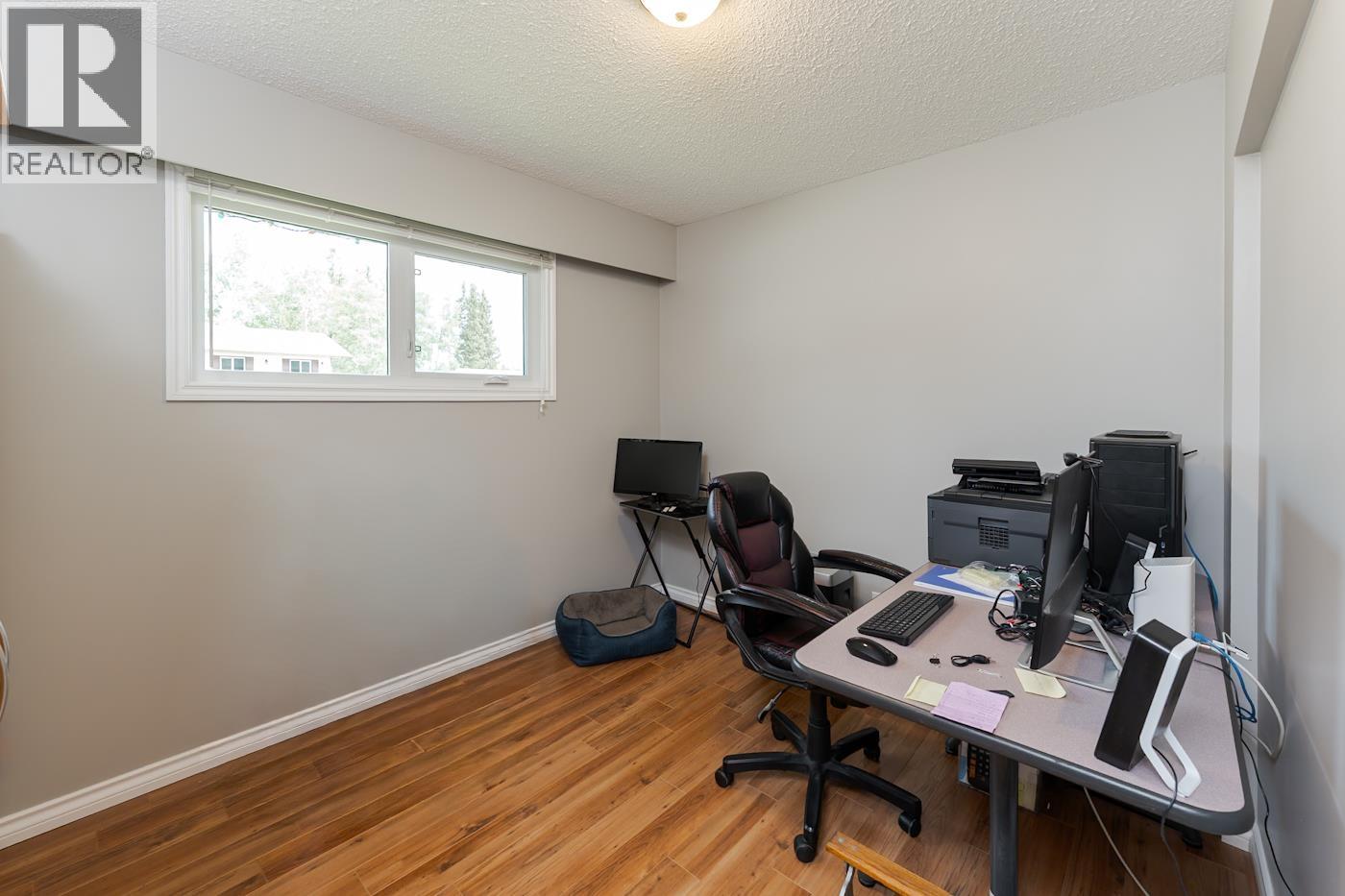 Photo 12 of 21 — 7817 PIEDMONT CRESCENT · Prince George, BC