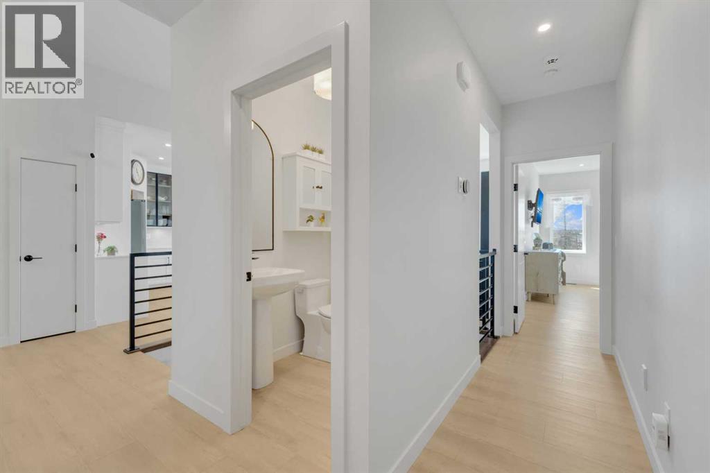 12 Emmett Crescent - 28