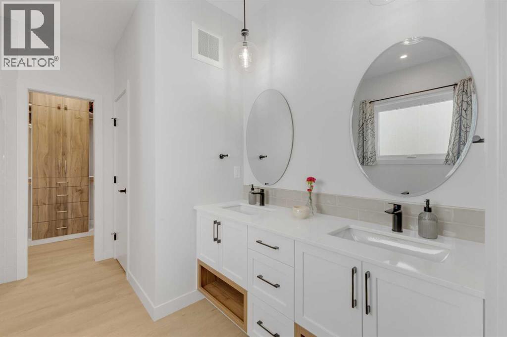 12 Emmett Crescent - 24