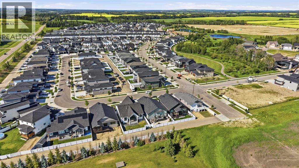 12 Emmett Crescent - 48