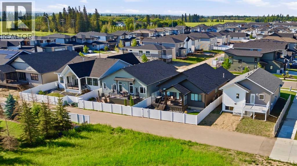 12 Emmett Crescent - 45
