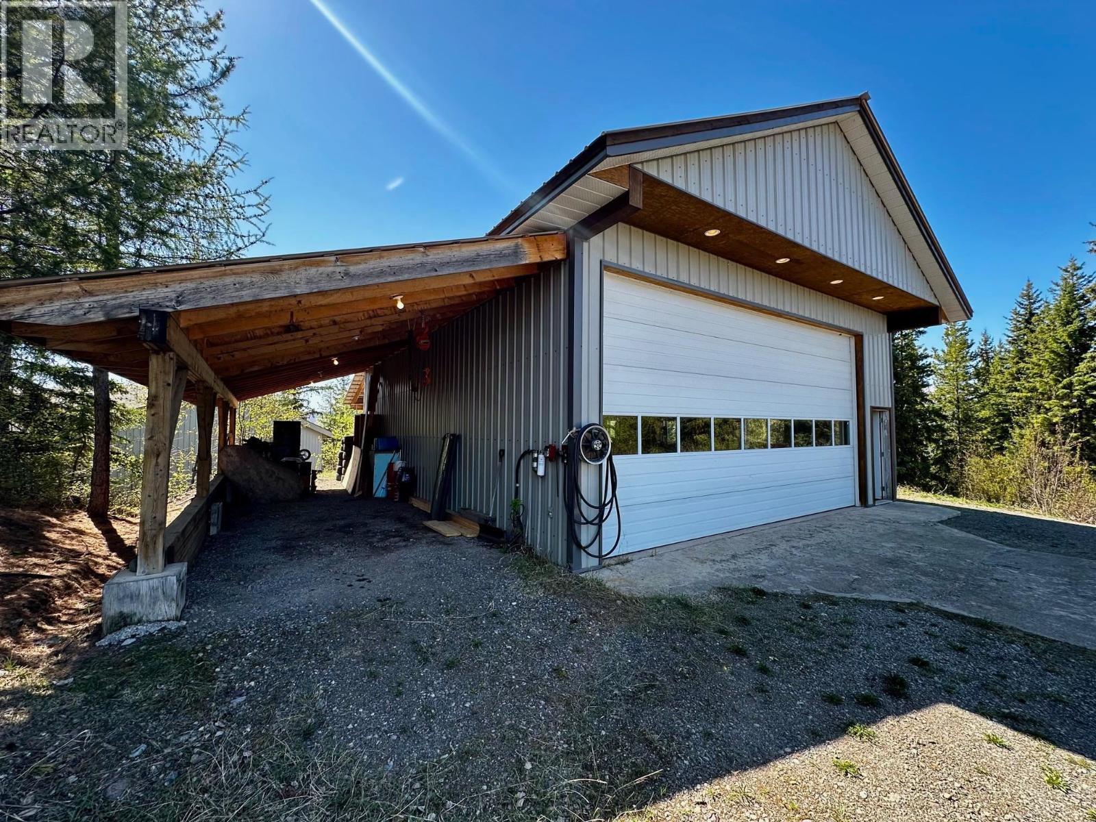 2071 HIGHLAND ROAD - 33