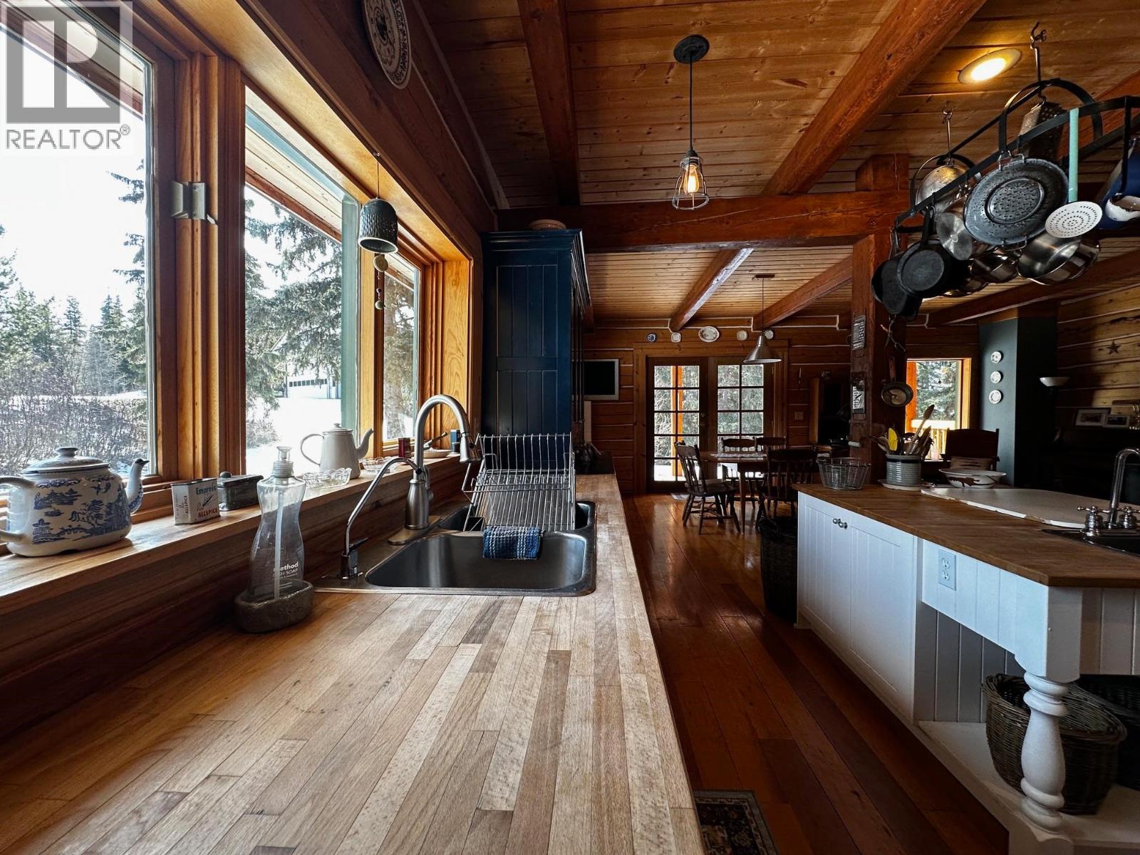 2071 HIGHLAND ROAD - 15