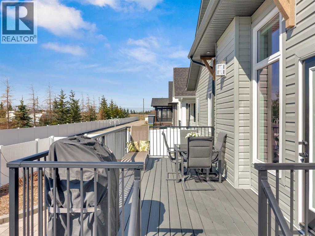12 Emmett Crescent - 42