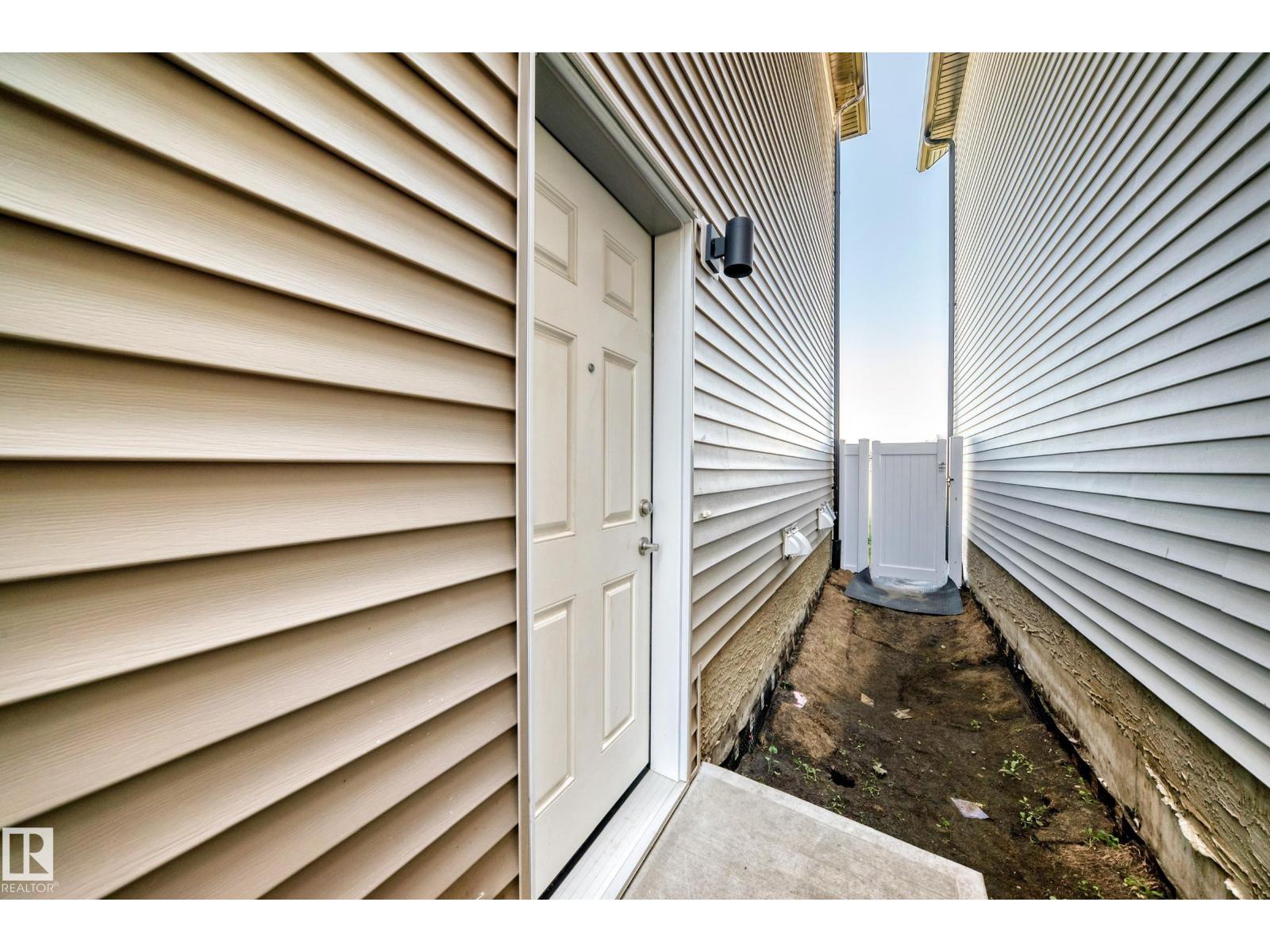 7056 182 Avenue NW - 74