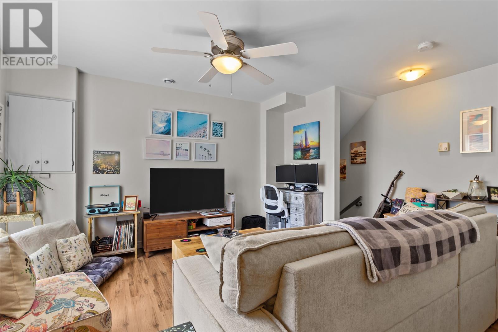 33 Bayberry Place - 18