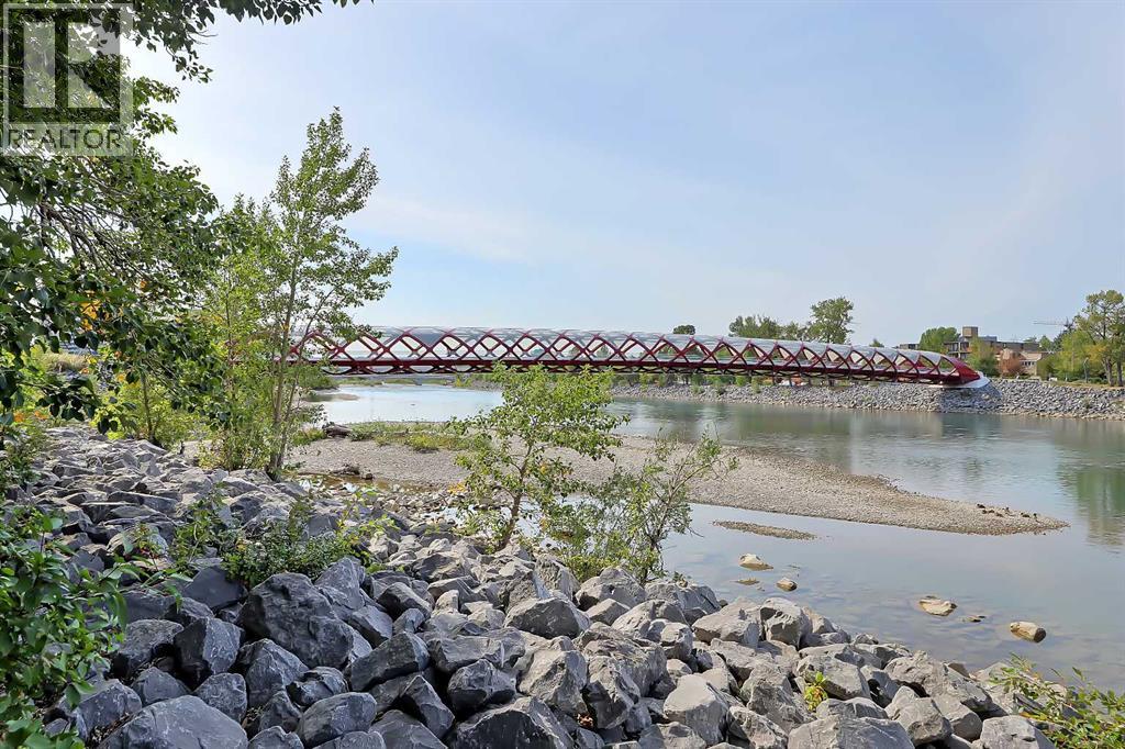 #2304 930 6 Avenue SW - 37