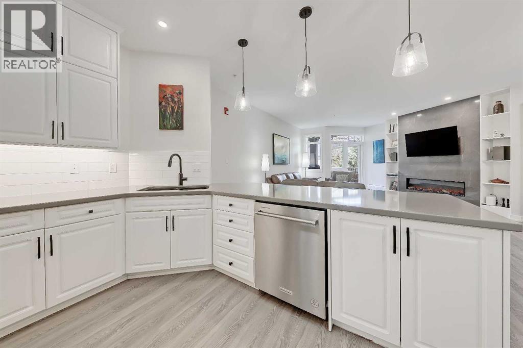 #402 2419 Erlton Road SW - 4