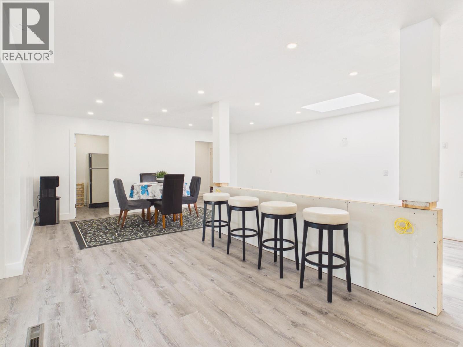 8209 Gala Crescent - 11