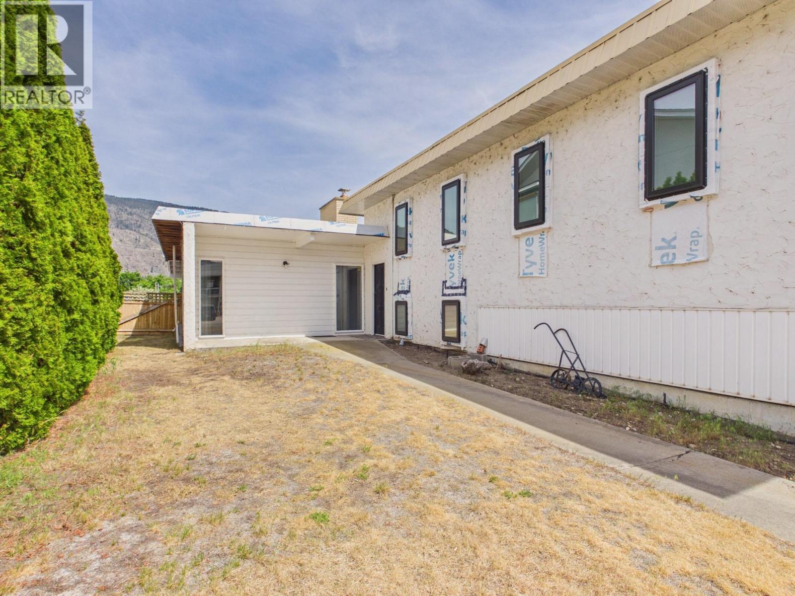 8209 Gala Crescent - 46
