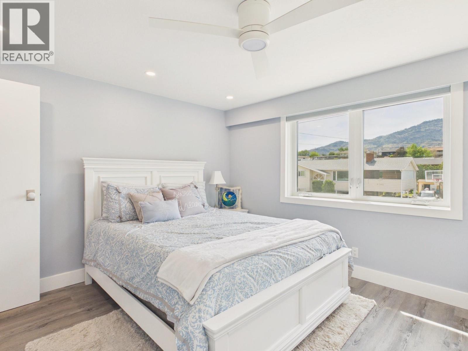 8209 Gala Crescent - 42