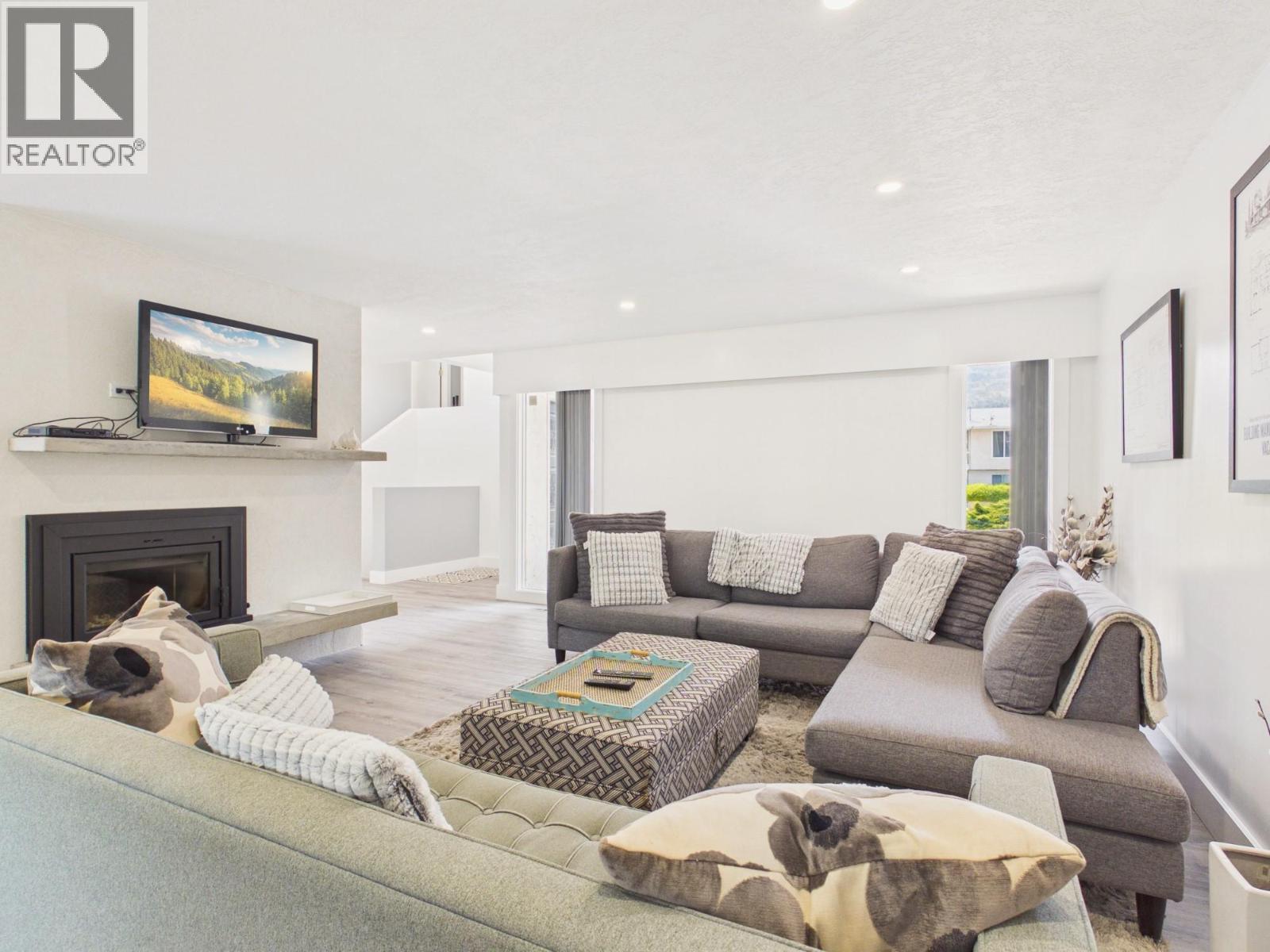 8209 Gala Crescent - 6