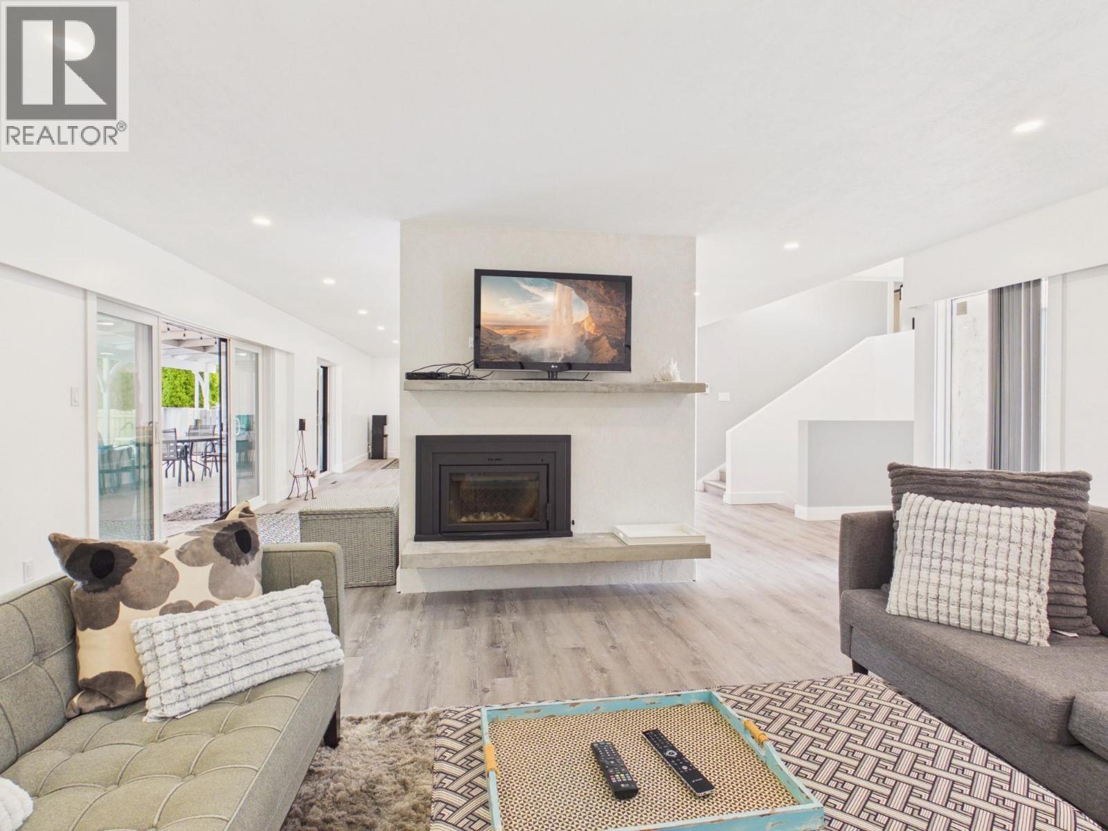 8209 Gala Crescent - 8