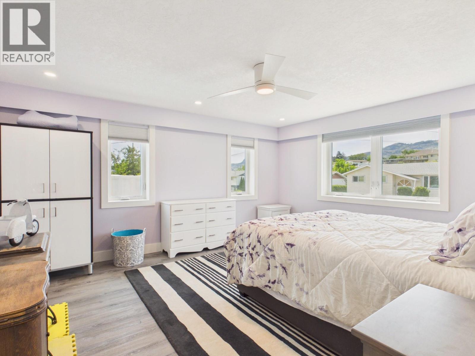 8209 Gala Crescent - 39