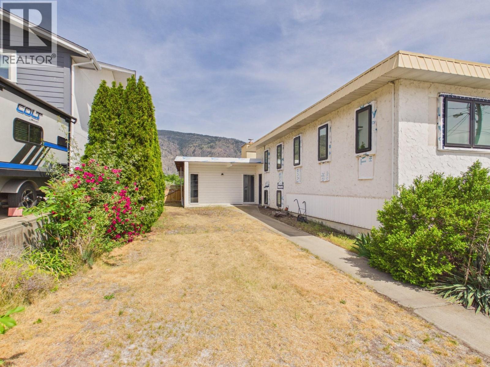 8209 Gala Crescent - 45