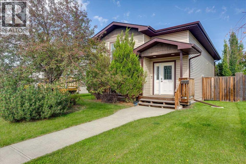 44 Osler Crescent - 1