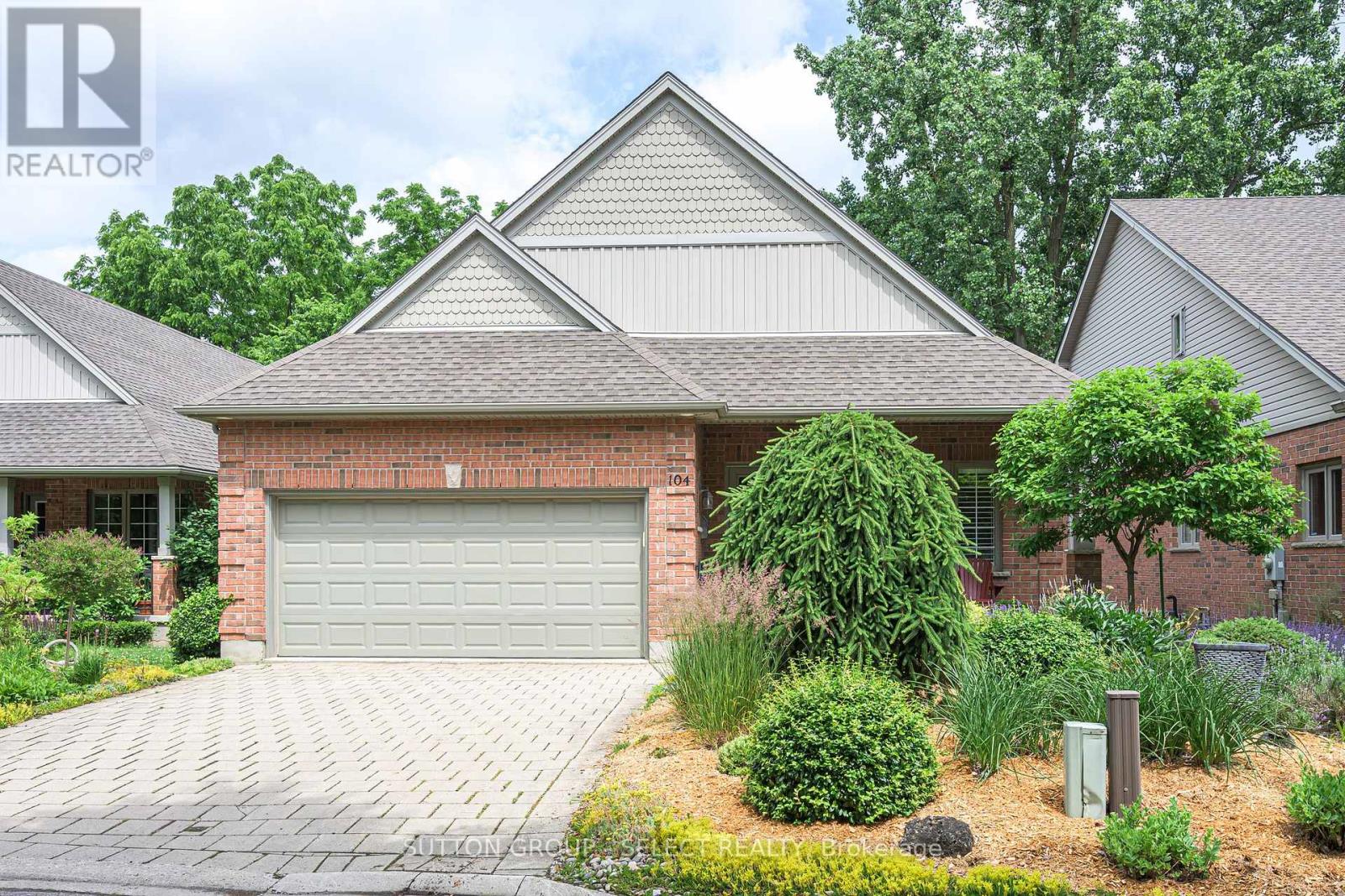 #104 25 BECHER STREET - 1