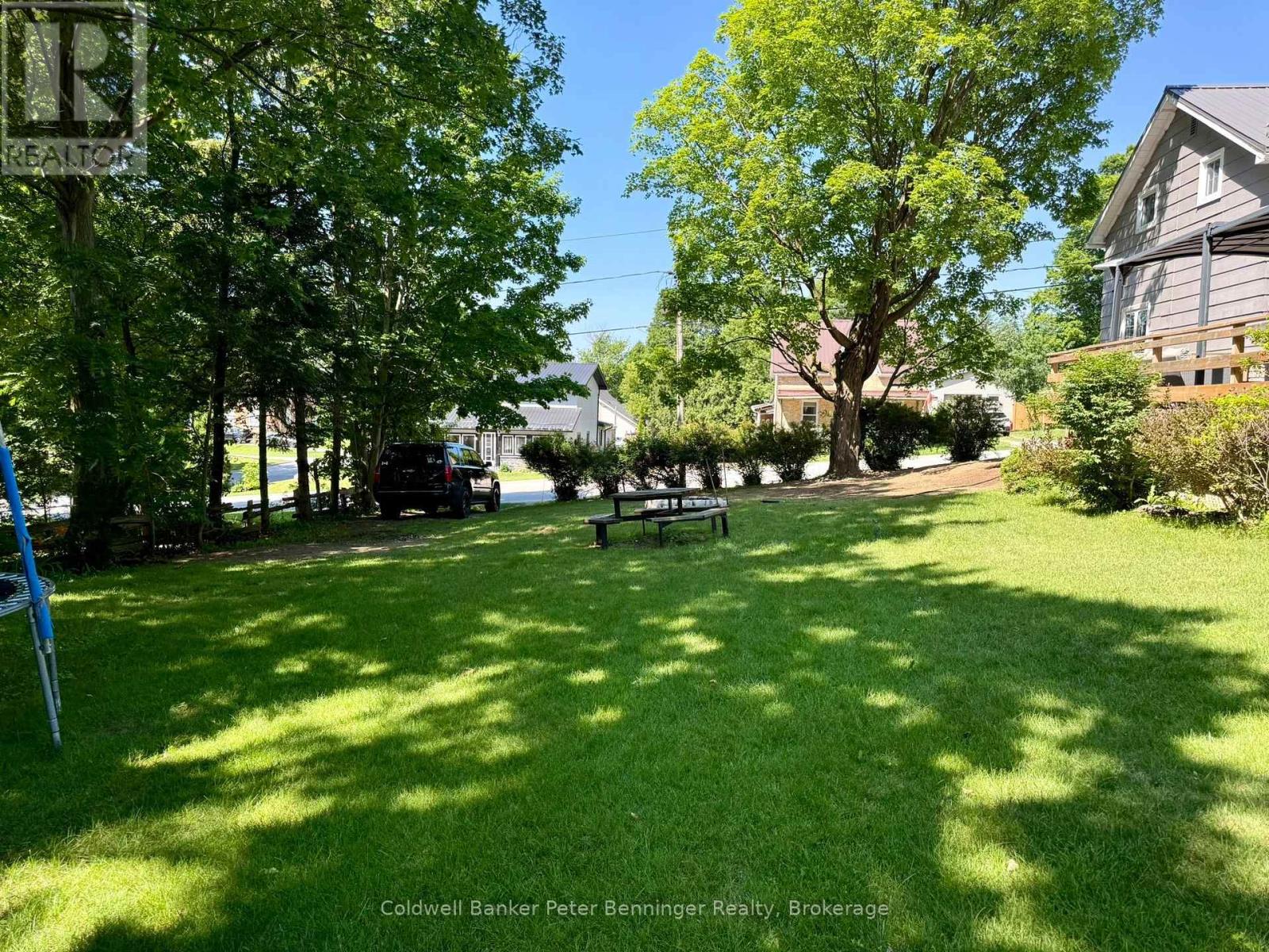 85 1ST AVENUE N - 40