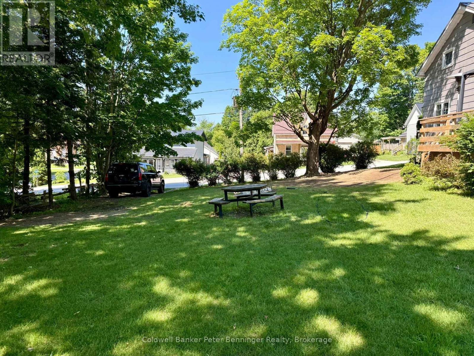 85 1ST AVENUE N - 43