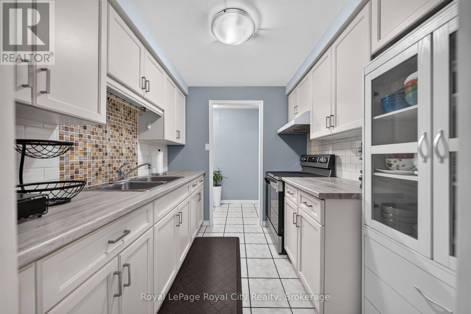 #58 539 WILLOW ROAD - Image 19