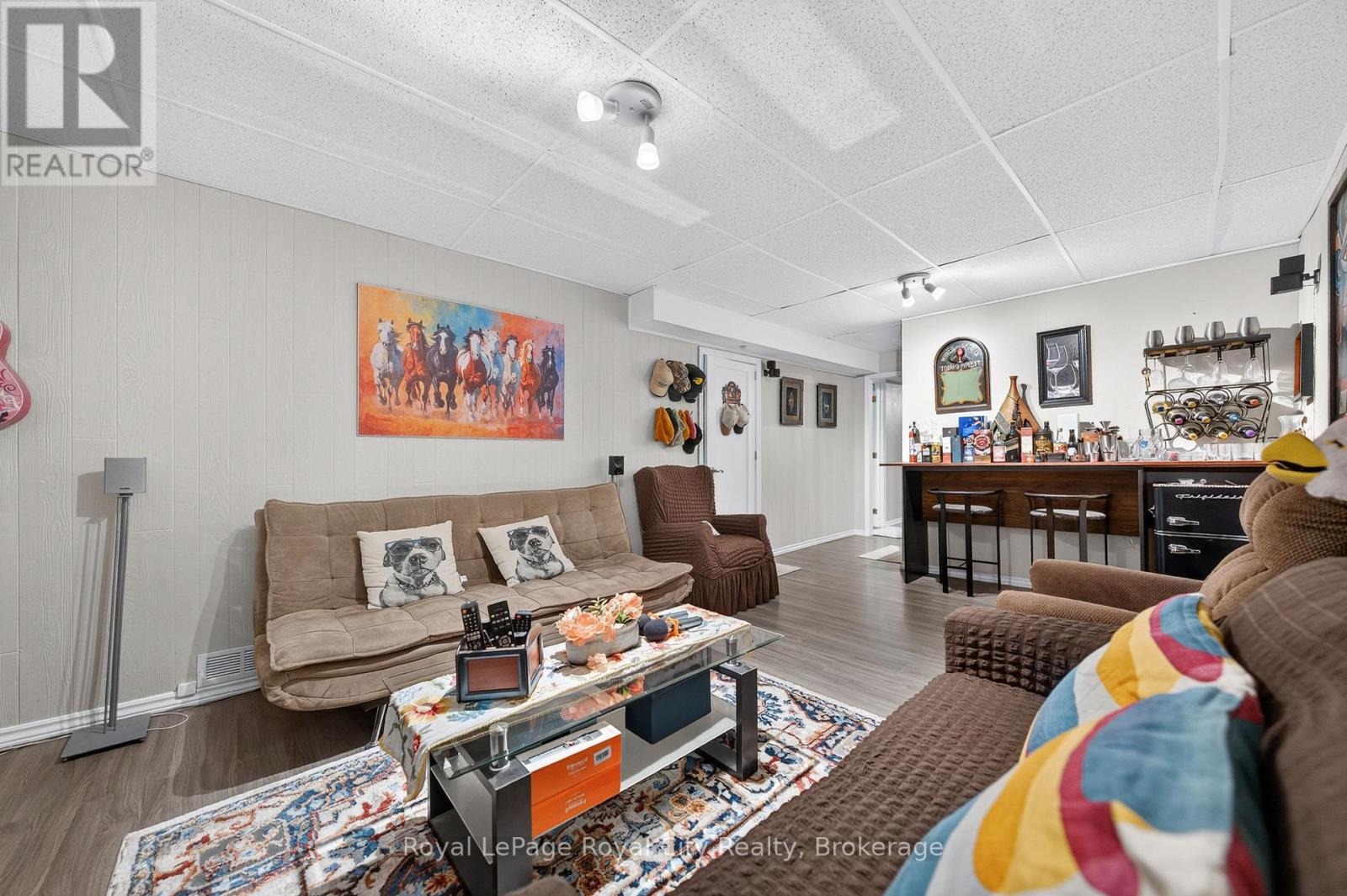 #58 539 WILLOW ROAD - Image 31