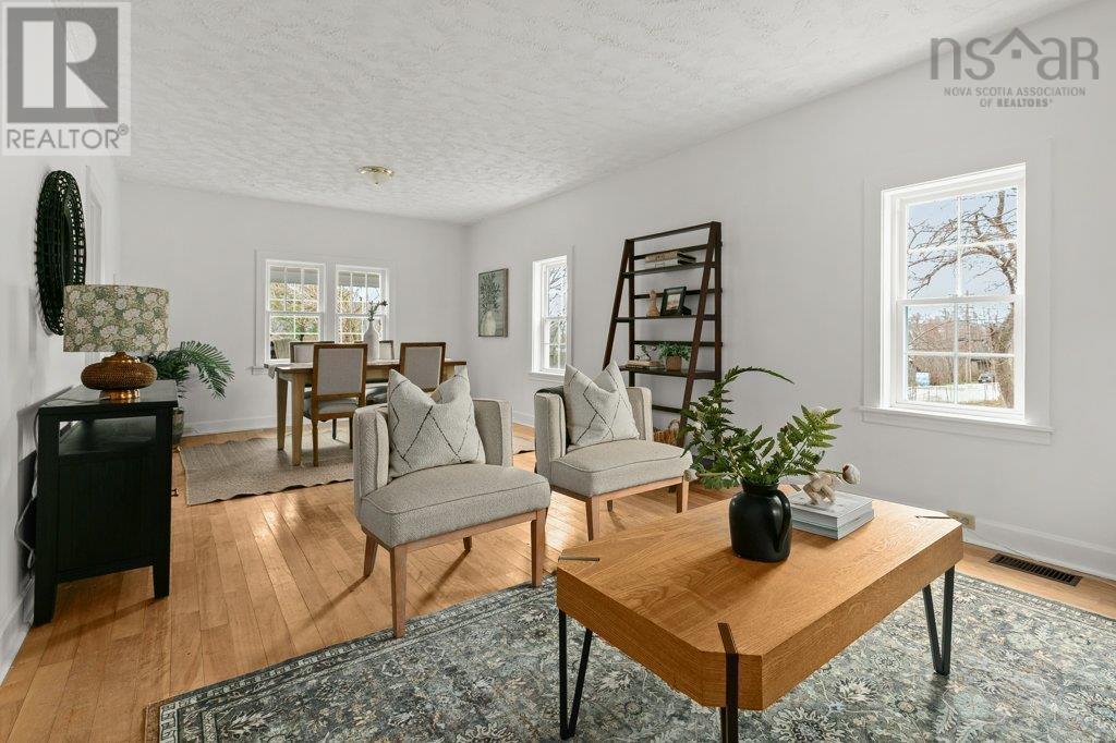 8 Emmerson Street - 24