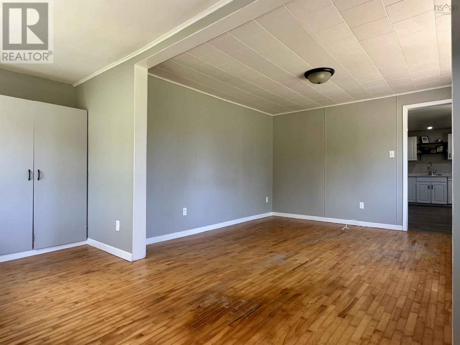 2234 North Street - 10