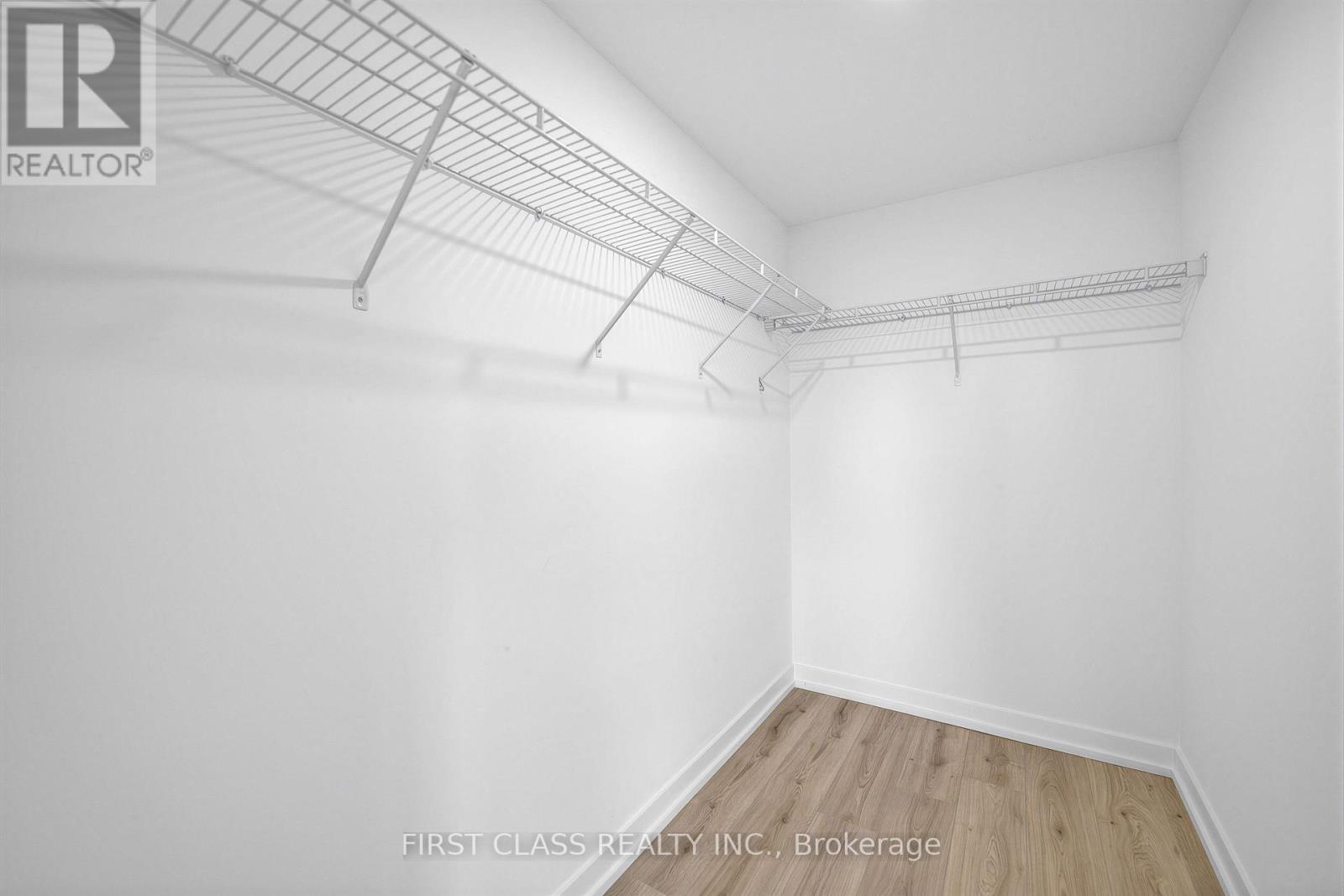 #4203 395 BLOOR STREET E - 10