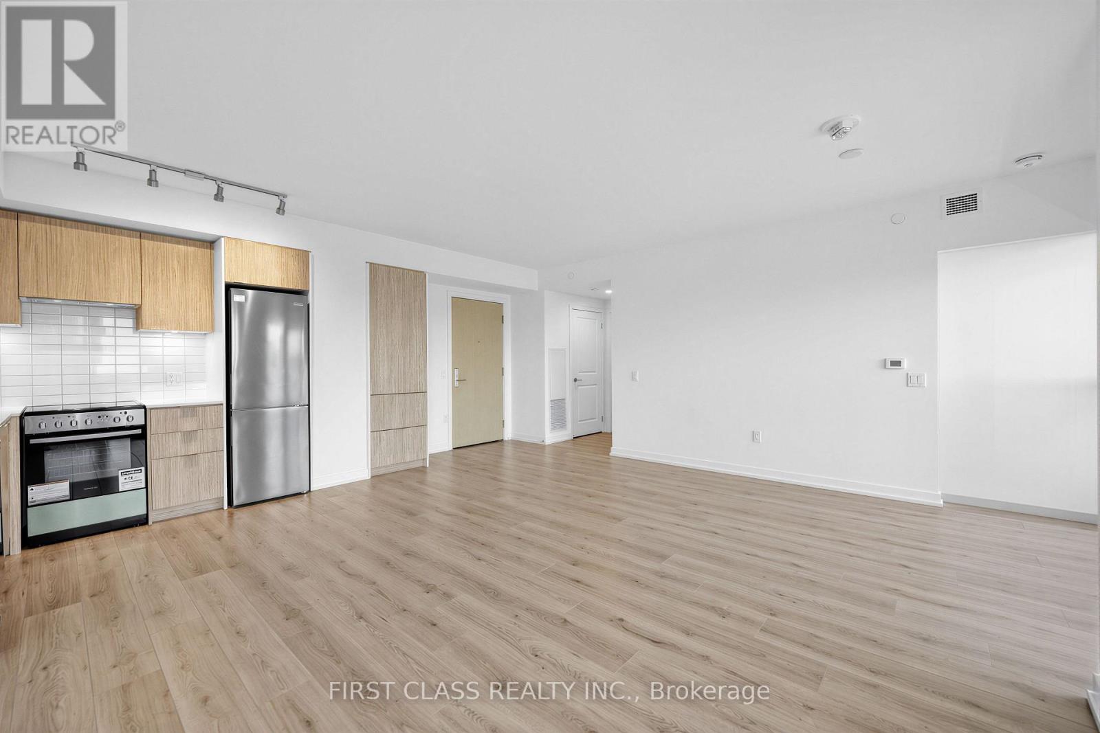 #4203 395 BLOOR STREET E - 21