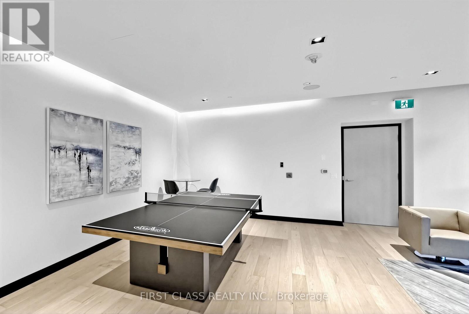 #4203 395 BLOOR STREET E - 32