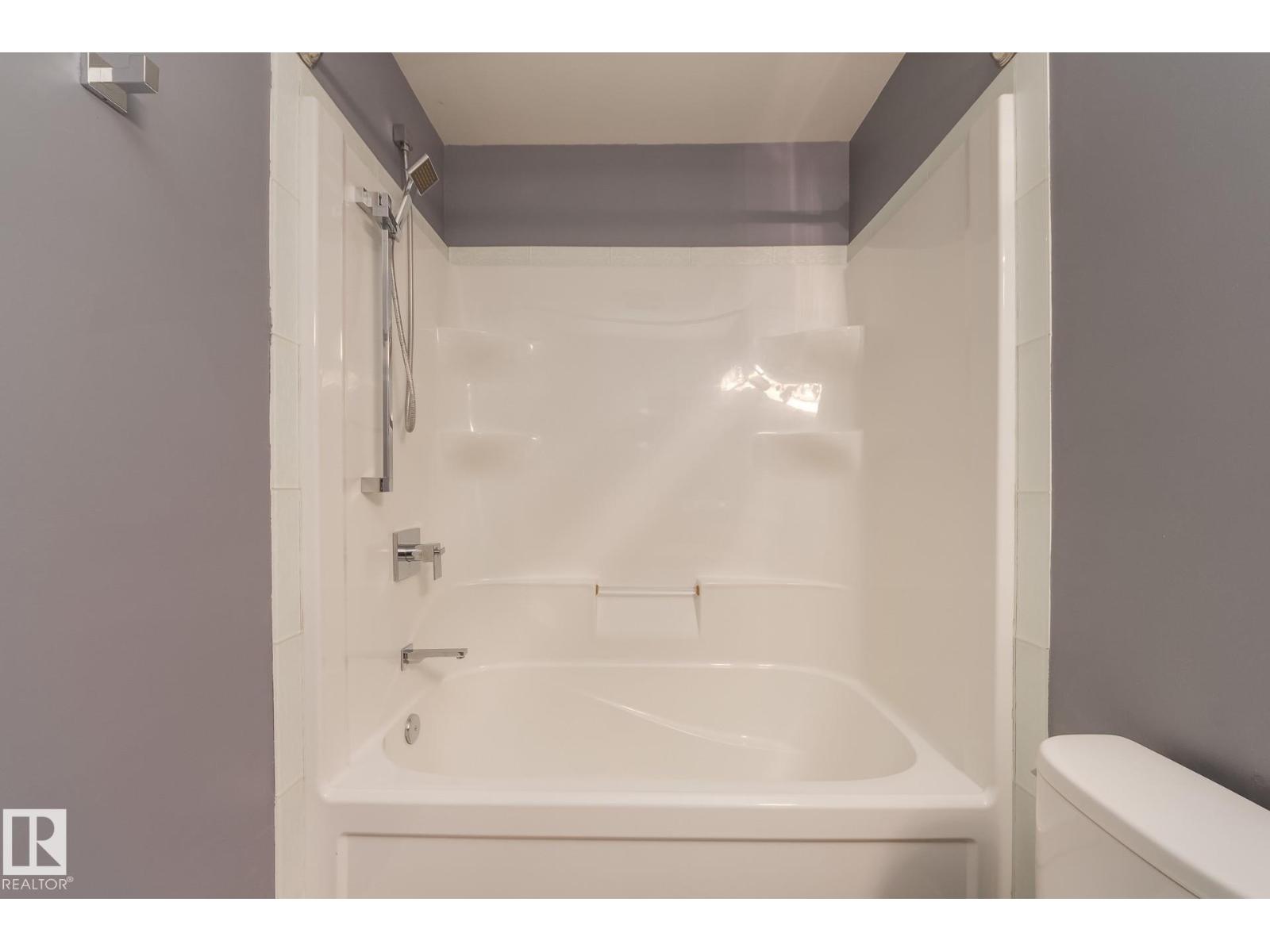 #102 10606 84 AV NW - 16