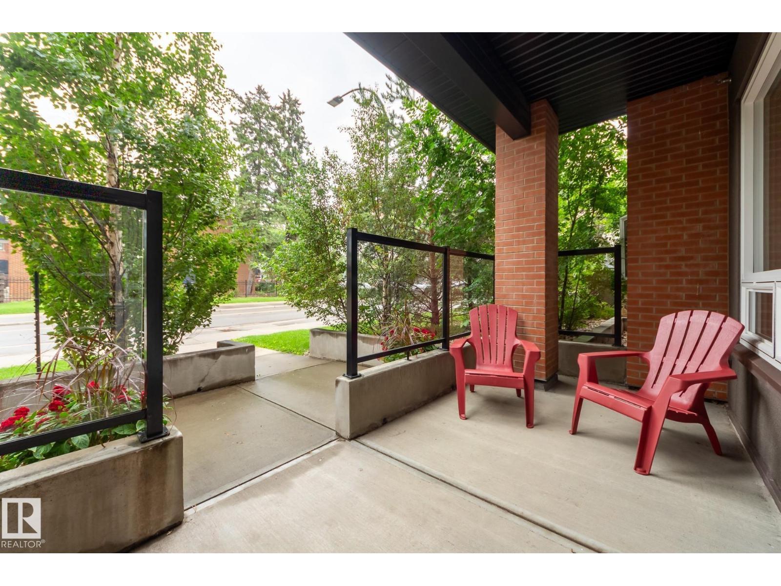 #102 10606 84 AV NW - 20