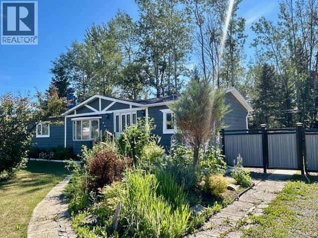 5544 53 STREET - 1