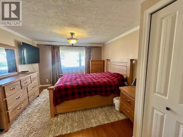 5544 53 STREET - 18