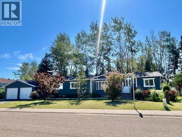5544 53 STREET, Fort Nelson — photo 3