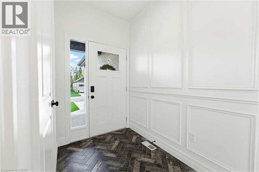 24 GILMER Crescent - 11