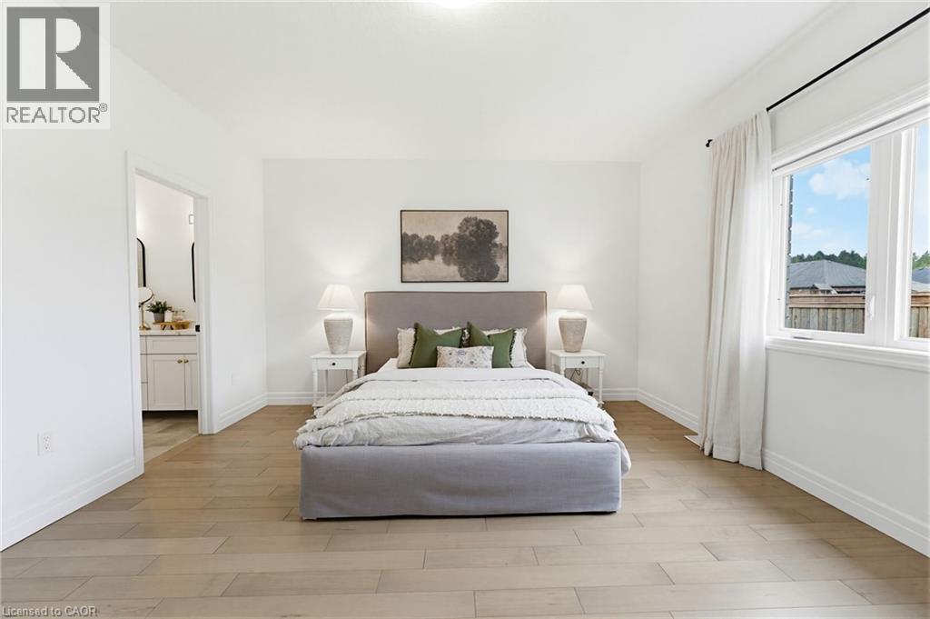 24 GILMER Crescent - 5