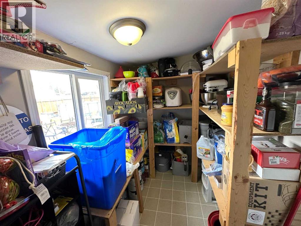 5304 46 Avenue - 13