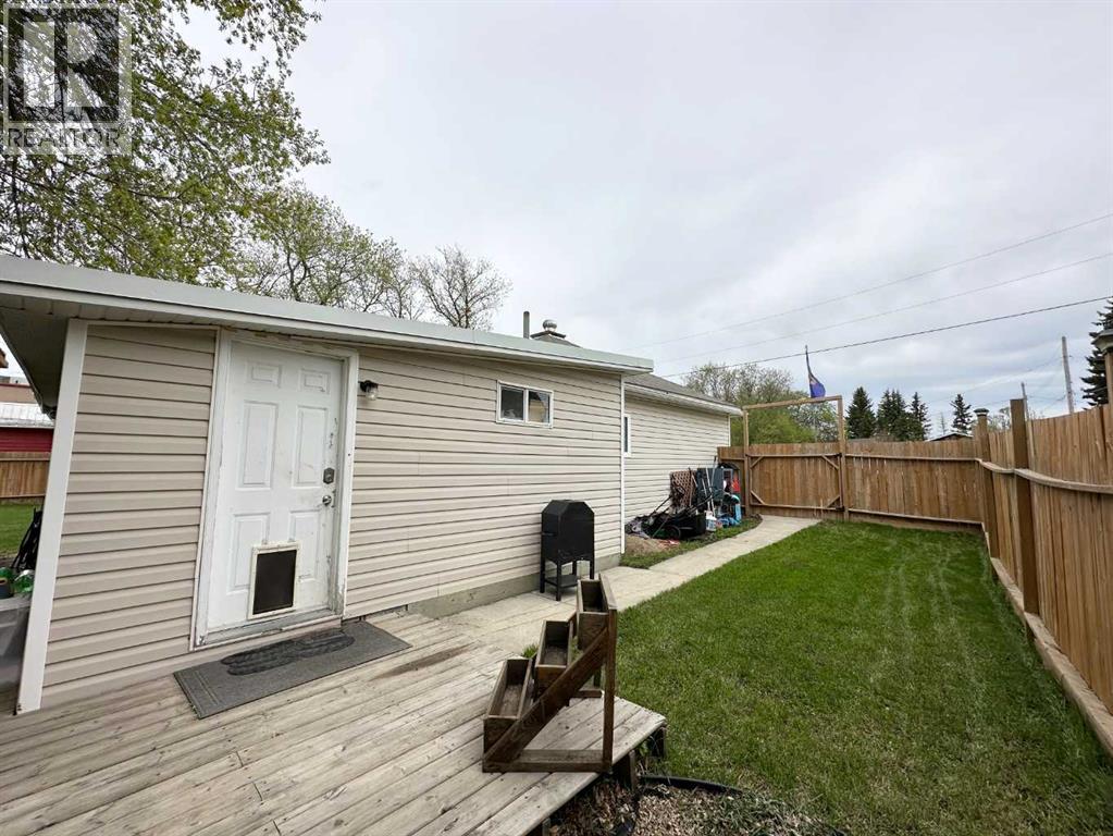 5304 46 Avenue - 15