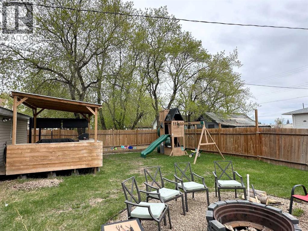 5304 46 Avenue - 20