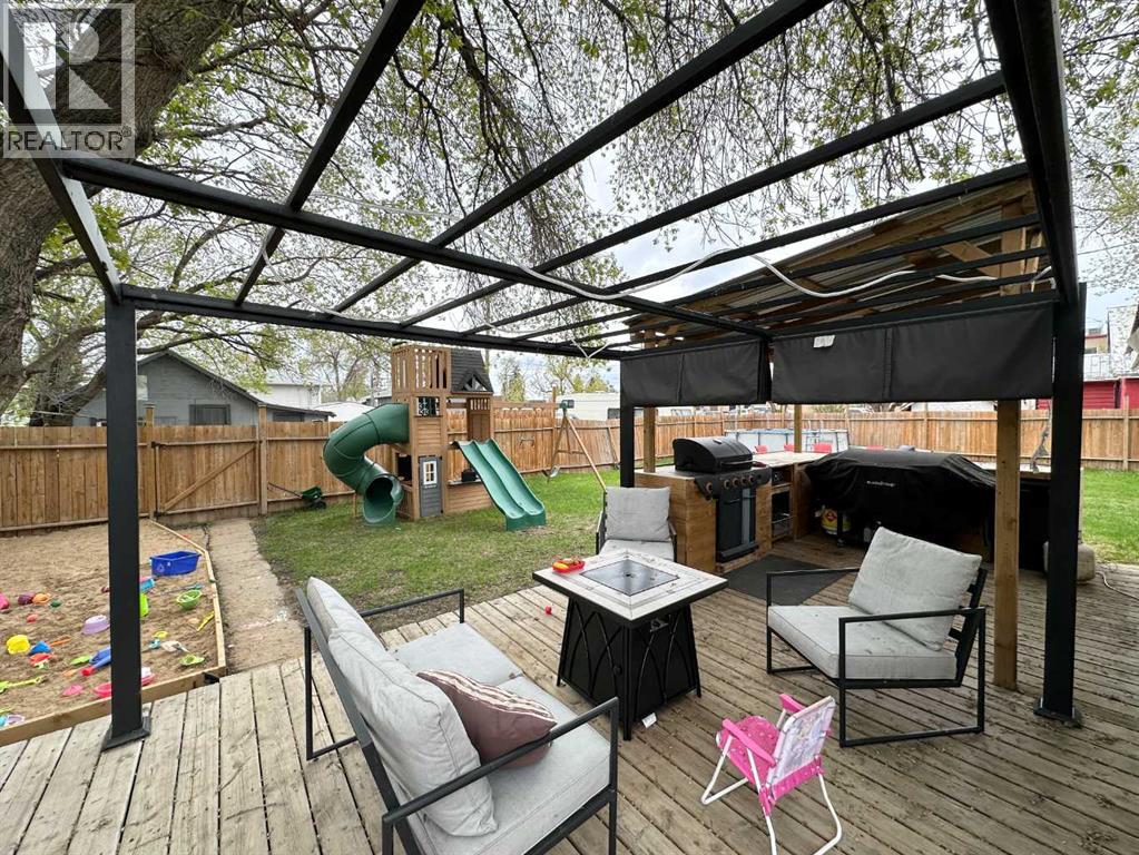 5304 46 Avenue - 16