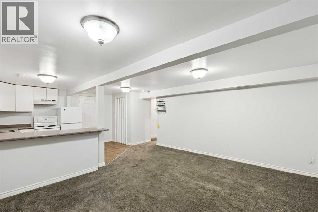 7615 36 Avenue NW - 30