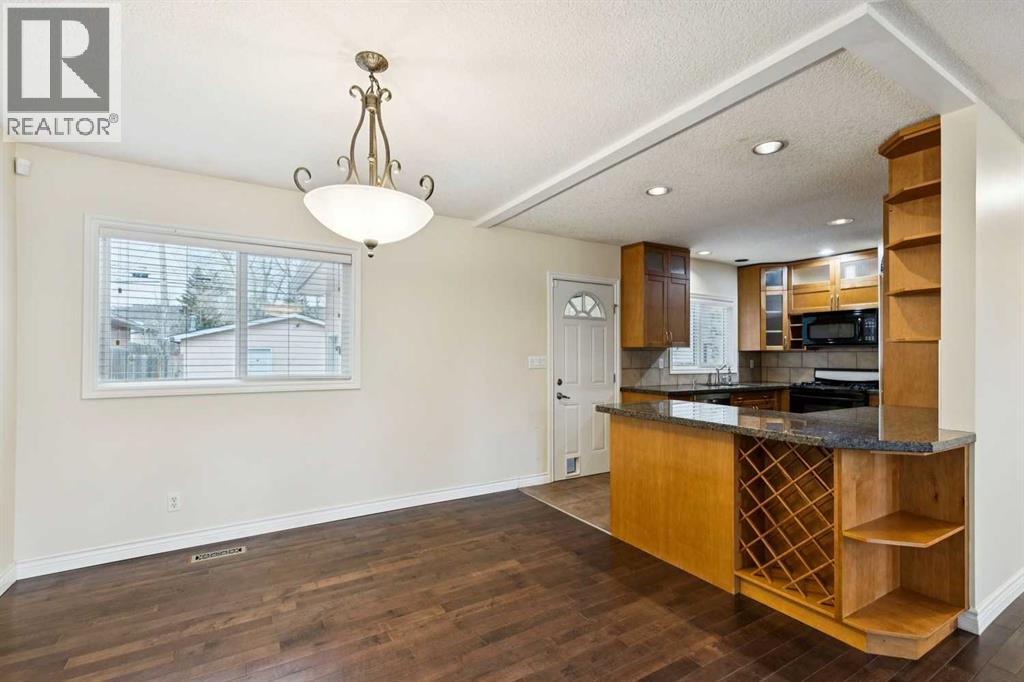 7615 36 Avenue NW - 6
