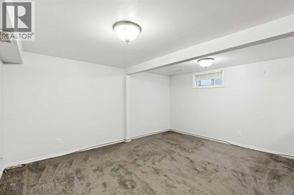 7615 36 Avenue NW - 31