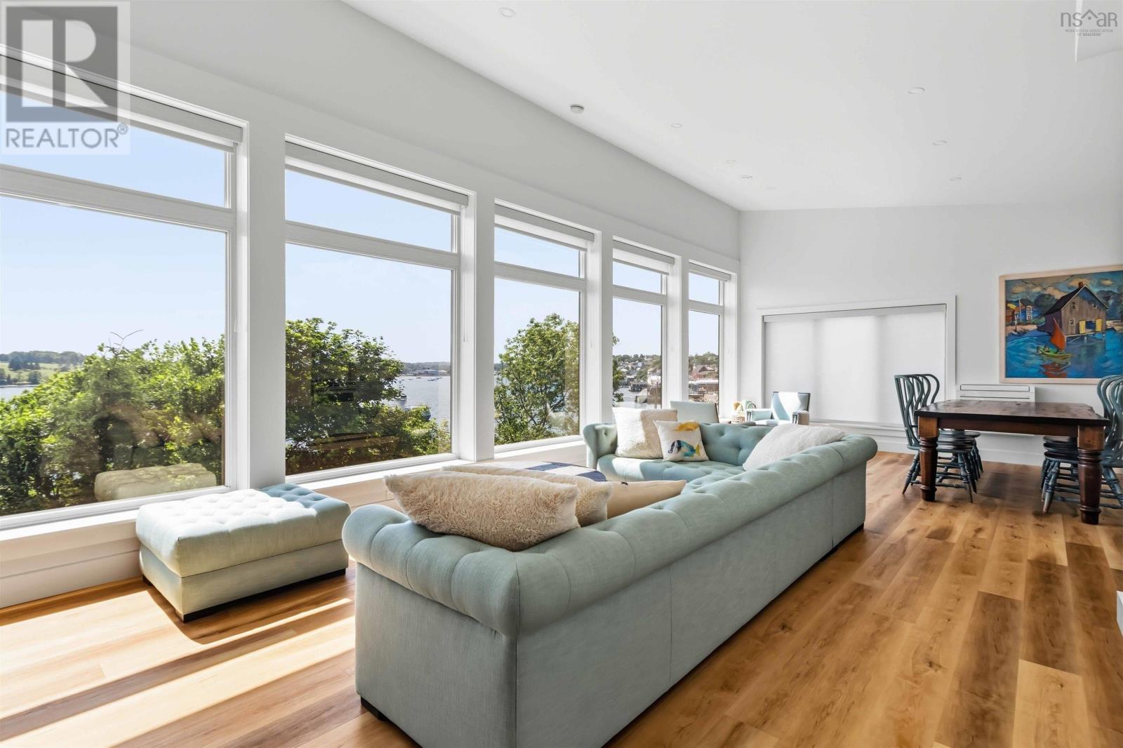 42 Shore Road - 6