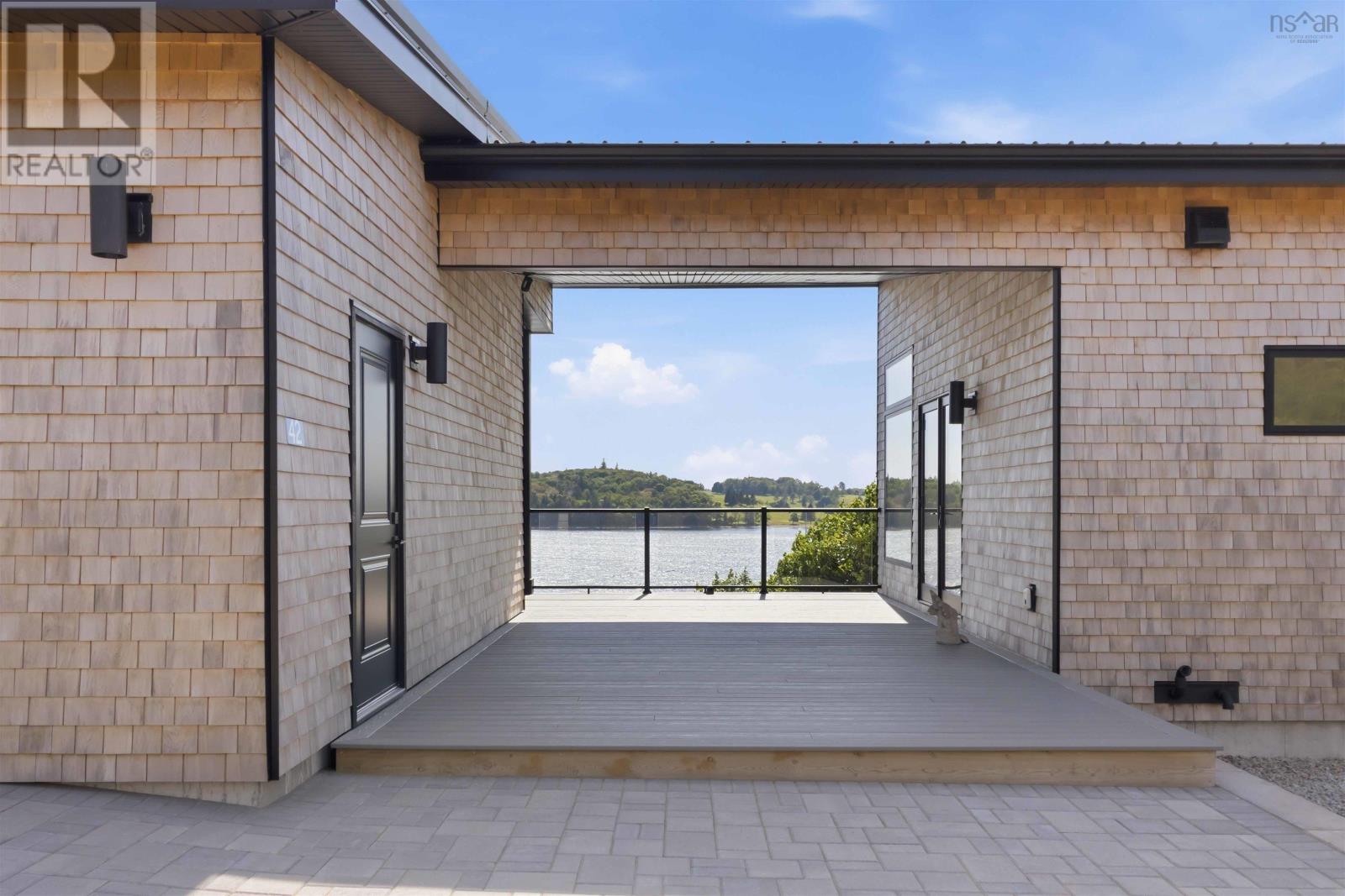 42 Shore Road - 3