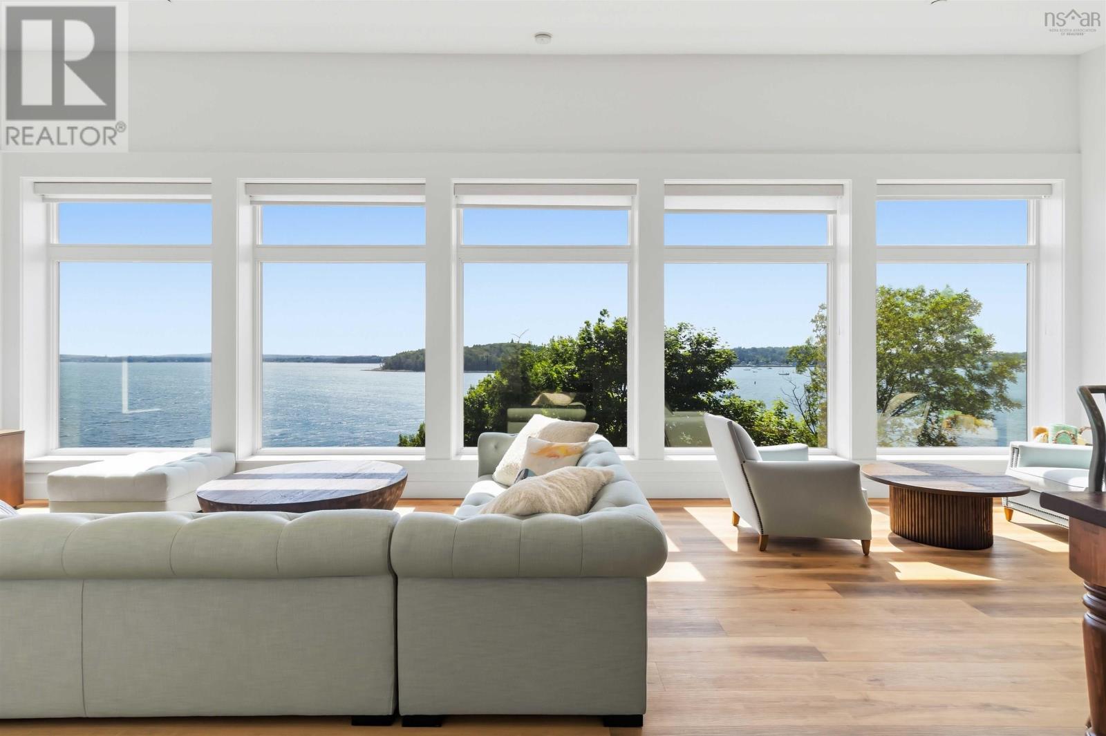 42 Shore Road - 16