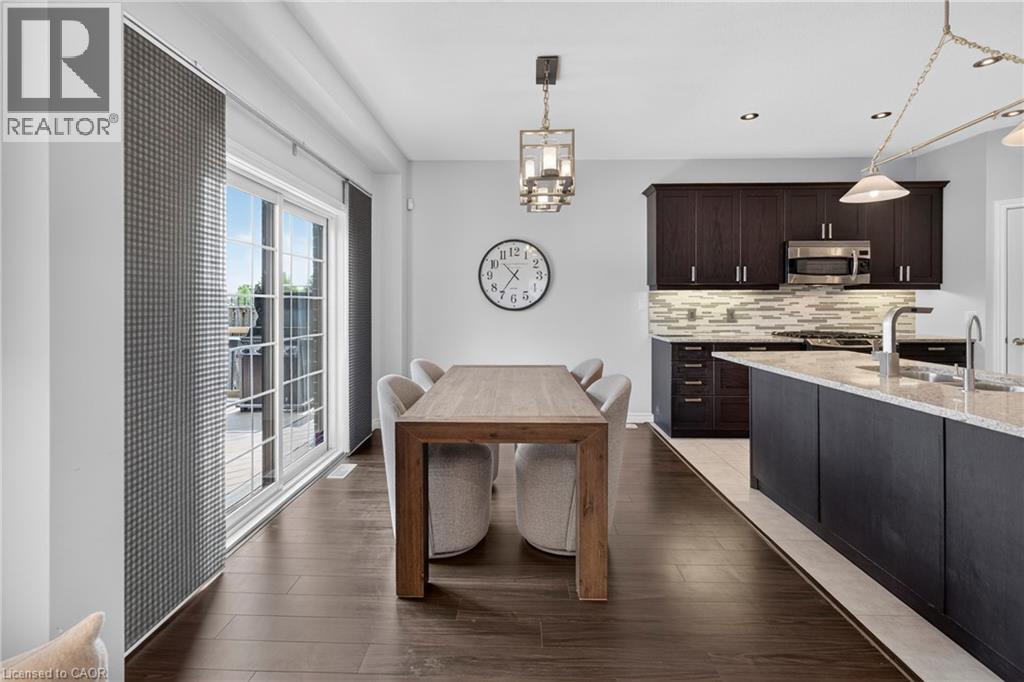 516 NETHERWOOD Crescent - 12